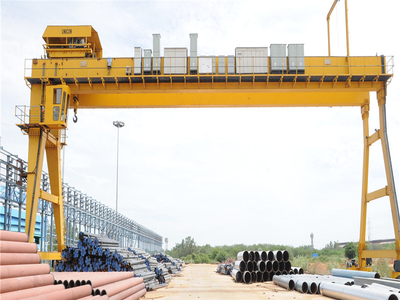 歐式雙梁門式起重機.jpg 歐式門式起重機